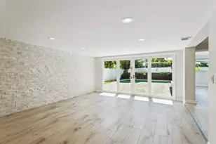 2020 N Victoria Park Rd, Fort Lauderdale, FL 33305 - Photo 12