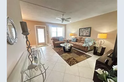 1076 Newport Q #1076, Deerfield Beach, FL 33442 - Photo 4