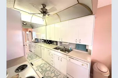 1076 Newport Q #1076, Deerfield Beach, FL 33442 - Photo 8