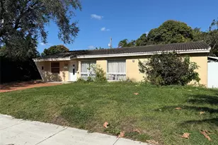 6911 Harding St, Hollywood, FL 33024 - Photo 2