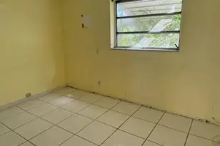 6911 Harding St, Hollywood, FL 33024 - Photo 10