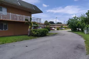 251 NW 177th St, Miami, FL 33169 - Photo 10