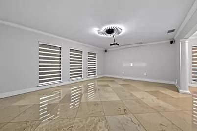 629 Kensington Place, Wilton Manors, FL 33305 - Photo 4
