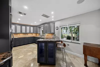 629 Kensington Place, Fort Lauderdale, FL 33305 - Photo 12