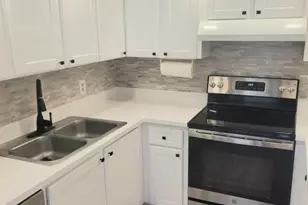 570 N Tropic Ln, Vero Beach, FL 32960 - Photo 2