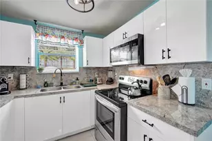 8236 NW 1st Pl, Miami, FL 33150 - Photo 18