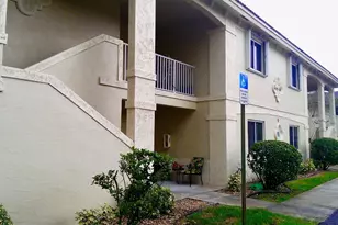 8496 NW 40th St, Coral Springs, FL 33065 - Photo 4