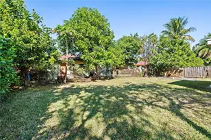 581 NW 17th Pl, Fort Lauderdale, FL 33311 - Photo 10