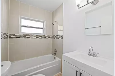 581 NW 17th Place, Fort Lauderdale, FL 33311 - Photo 8