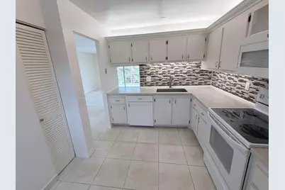 1000 NE 14th Avenue #503, Hallandale Beach, FL 33009 - Photo 18
