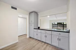 19986 NE 5th Ct, Miami, FL 33179 - Photo 8