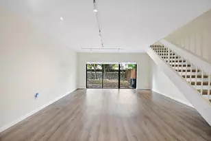 19986 NE 5th Ct, Miami, FL 33179 - Photo 12