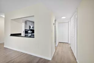 19986 NE 5th Ct, Miami, FL 33179 - Photo 14