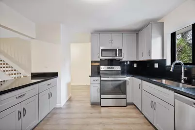 19986 NE 5th Court #4d, Miami, FL 33179 - Photo 6