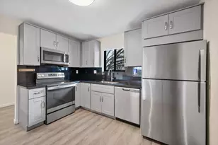 19986 NE 5th Ct, Miami, FL 33179 - Photo 6