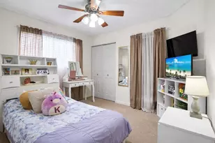 9741 W Daffodil Ln, Miramar, FL 33025 - Photo 16