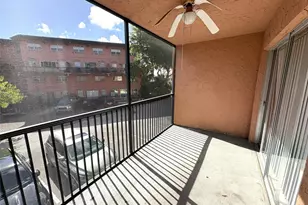 630 Tennis Club Dr, Fort Lauderdale, FL 33311 - Photo 16