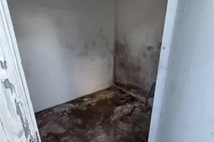 5751 SW 37th St, Davie, FL 33314 - Photo 8