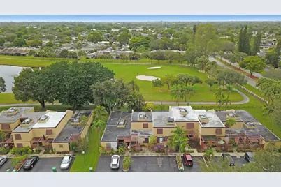 1640 W Golfview Drive, Hollywood, FL 33026 - Photo 2