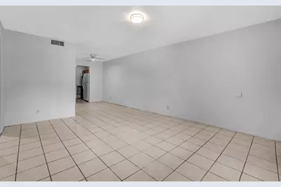 2424 NW 39th Way #202, Fort Lauderdale, FL 33311 - Photo 24