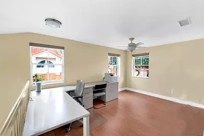 3130 N 38th Avenue, Hollywood, FL 33021 - Photo 24