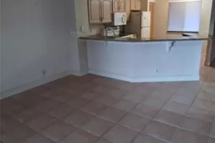 2112 S Cypress Bend Dr, Pompano Beach, FL 33069 - Photo 10