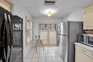 10788 Waterberry Dr, Boca Raton, FL 33498 - Photo 10