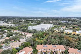 6140 Grand Cypress Cir E, Coconut Creek, FL 33073 - Photo 38