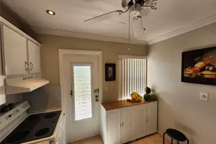 4191 NW 41st St, Tamarac, FL 33319 - Photo 14