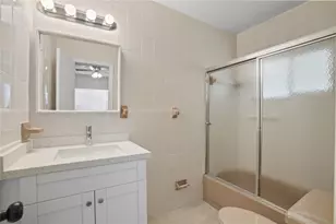 8930 SW 38th St, Miami, FL 33165 - Photo 10