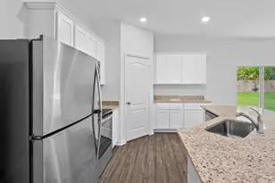 1620 SW Escobar Ln, Port Saint Lucie, FL 34953 - Photo 4