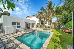 1224 NE 12th Ave, Fort Lauderdale, FL 33304 - Photo 2