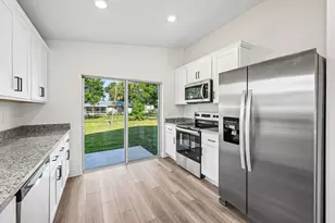 5606 Seagrape Dr, Fort Pierce, FL 34982 - Photo 20