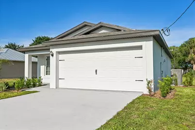 5606 Seagrape Drive, Fort Pierce, FL 34982 - Photo 2