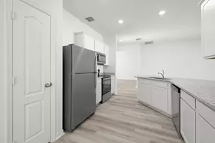 5302 Myrtle Dr, Fort Pierce, FL 34982 - Photo 4