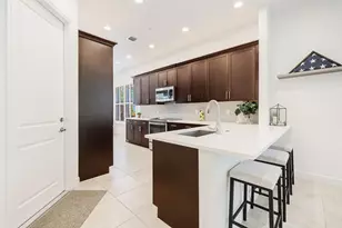 22954 Clear Echo Dr, Boca Raton, FL 33433 - Photo 8