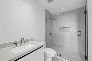 160 Isle of Venice Dr, Fort Lauderdale, FL 33301 - Photo 26