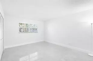 500 Oaks Ln, Pompano Beach, FL 33069 - Photo 18