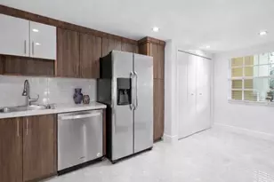 500 Oaks Ln, Pompano Beach, FL 33069 - Photo 8