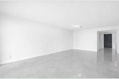 500 Oaks Lane #110, Pompano Beach, FL 33069 - Photo 14