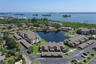 6175 S Mirror Lake Dr, Sebastian, FL 32958 - Photo 24