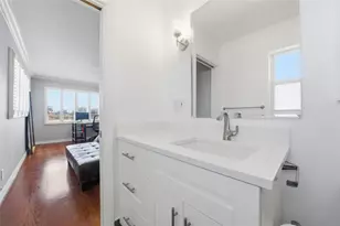 1332 Bayview Dr, Fort Lauderdale, FL 33304 - Photo 24