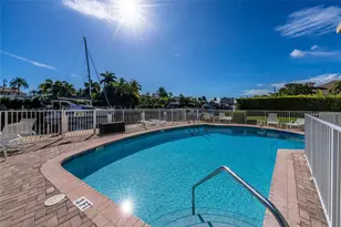 1332 Bayview Dr, Fort Lauderdale, FL 33304 - Photo 20