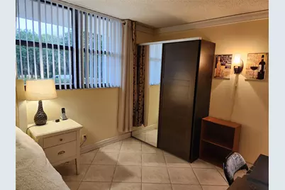 112 Lake Emerald Drive #208, Oakland Park, FL 33309 - Photo 10