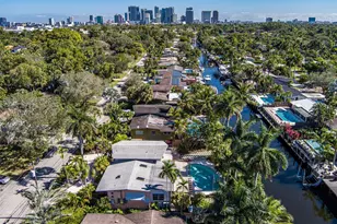 1728 SW 4th Ct, Fort Lauderdale, FL 33312 - Photo 1