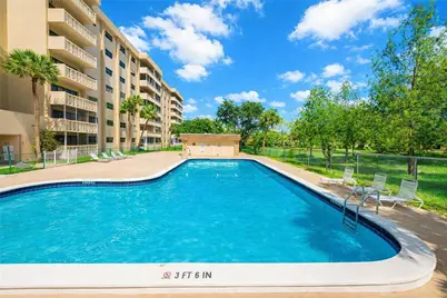 800 NE 195th Street #606, Miami, FL 33179 - Photo 1