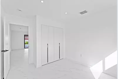 20500 Highland Lakes Boulevard, Miami, FL 33179 - Photo 28