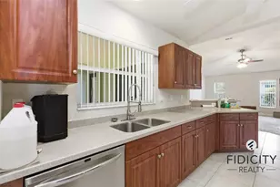 1322 NE Van Loon Ln, Cape Coral, FL 33909 - Photo 38