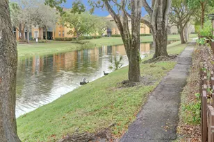 7680 NW 79th Ave, Tamarac, FL 33321 - Photo 10