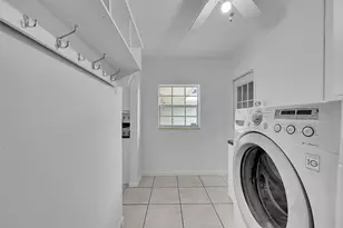 220 SE 10th St, Pompano Beach, FL 33060 - Photo 26
